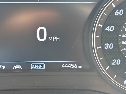 Used 2019 Genesis G70 2.0T Advanced w/ Prestige Package AWD/4WD image 14