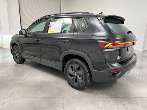 Used 2025 Volkswagen Taos S FWD image 6