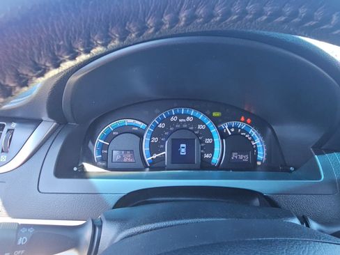 Used 2012 Toyota Camry XLE w/ Leather Pkg FWD image 15