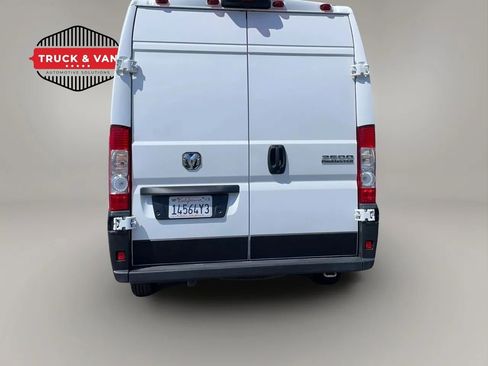 Used 2025 RAM ProMaster 3500 w/ Convenience Group FWD image 5