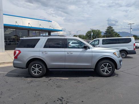Used 2020 Ford Expedition XL AWD/4WD image 2