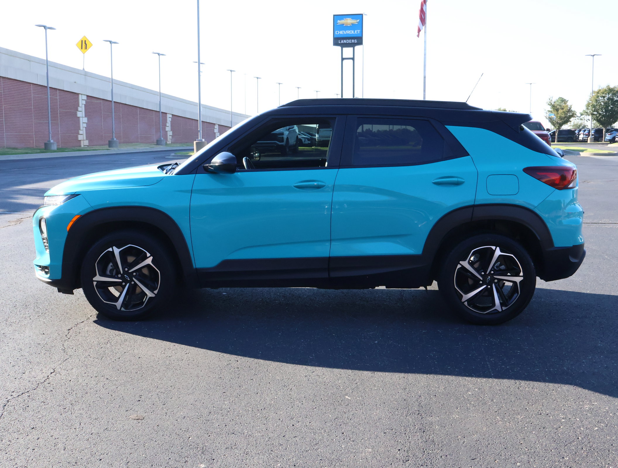 Used 2021 Chevrolet TrailBlazer RS w/ Convenience Package FWD image 29