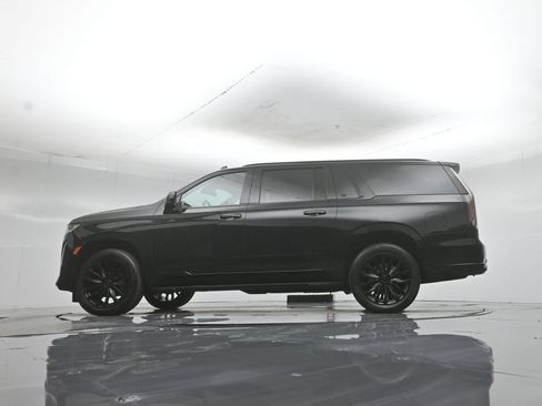 Used 2021 Cadillac Escalade ESV Luxury AWD/4WD image 53