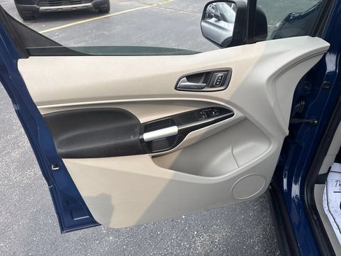 Used 2019 Ford Transit Connect XLT FWD image 18