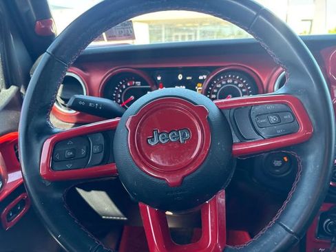 Used 2021 Jeep Wrangler Unlimited Rubicon AWD/4WD image 14