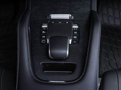 New 2025 Mercedes-Benz GLE 350 4MATIC image 17