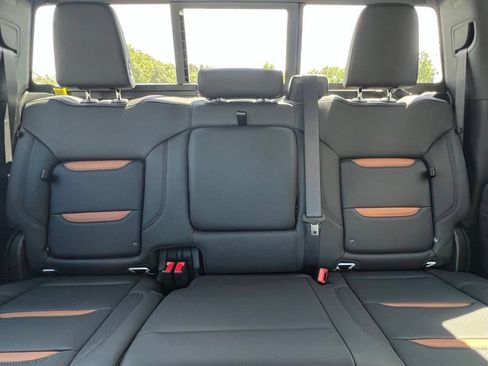 New 2026 GMC Sierra 2500 AT4 w/ AT4 Premium Plus Package AWD/4WD image 16