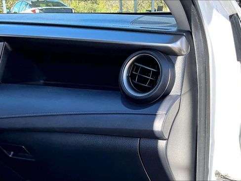 Certified 2016 Toyota RAV4 LE image 18