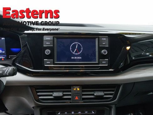 Used 2022 Volkswagen Taos S AWD/4WD image 11