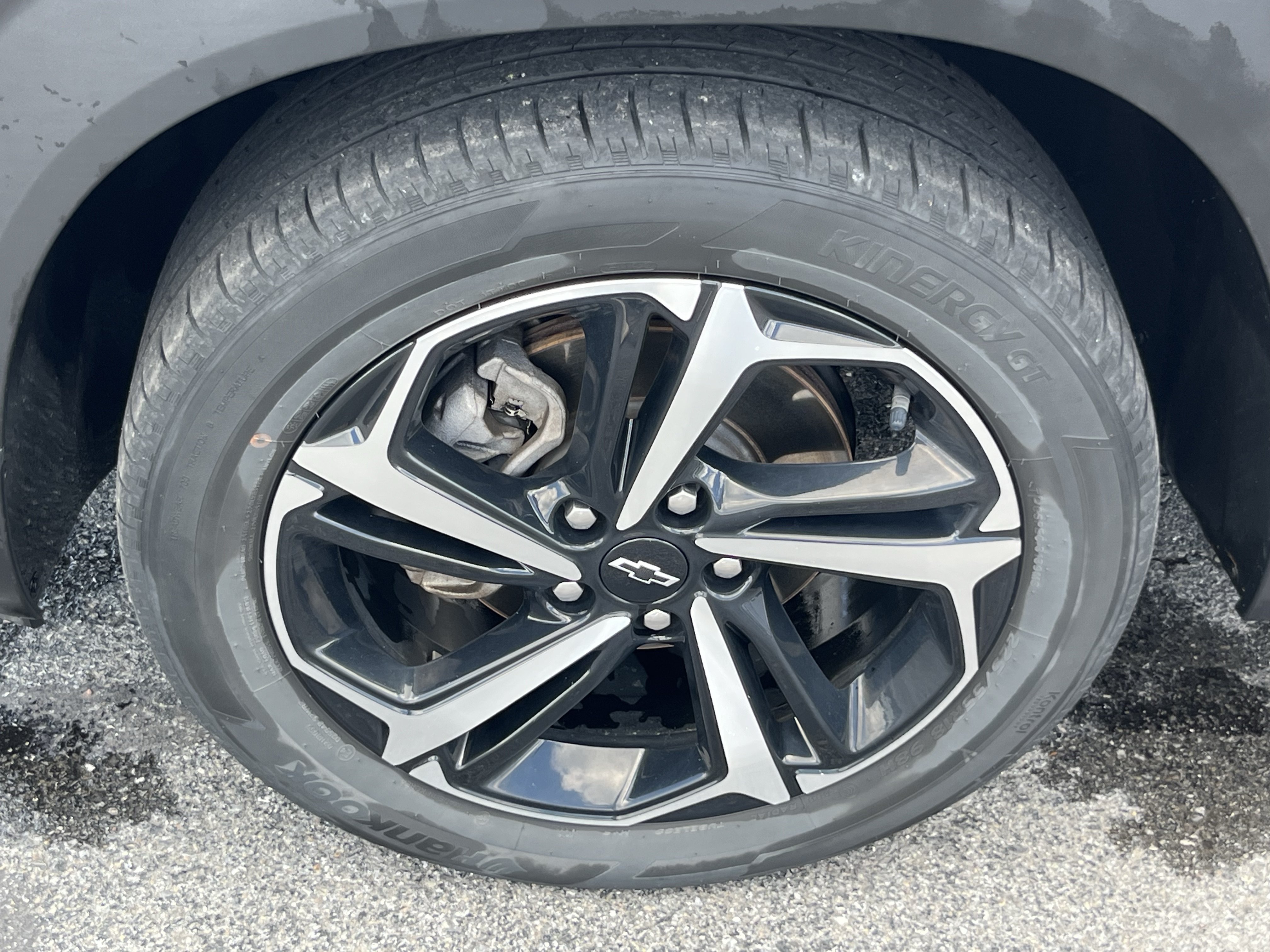 Used 2023 Chevrolet TrailBlazer RS FWD image 13
