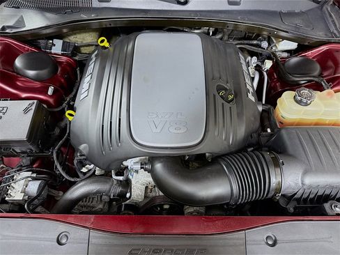 Used 2017 Dodge Charger R/T image 32