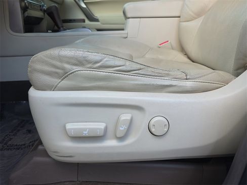 Used 2015 Lexus GX 460 460 image 30