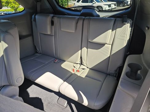 Used 2019 Toyota Highlander Limited Platinum AWD/4WD image 25