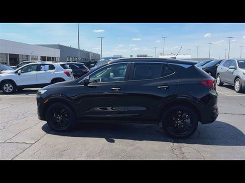 Certified 2025 Buick Encore GX Sport Touring w/ Comfort Package FWD image 5