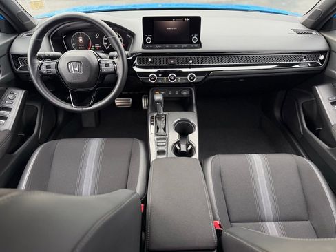 Certified 2025 Honda Civic Sport image 18