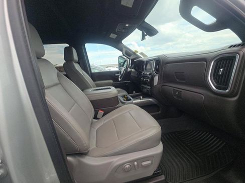 Used 2020 Chevrolet Silverado 2500 LTZ w/ LTZ Premium Package AWD/4WD image 12