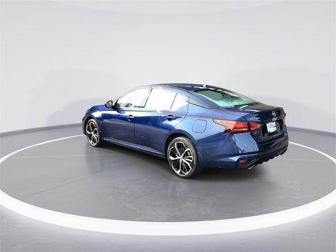 Used 2024 Nissan Altima 2.5 SR image 6