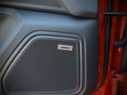 New 2025 Porsche Macan AWD/4WD image 31