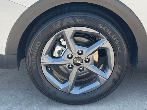 Used 2025 Kia K4 FWD image 7