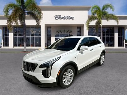 Certified 2023 Cadillac XT4 Luxury w/ Cold Weather Package