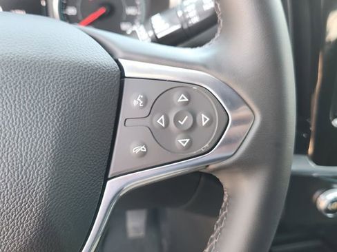 Used 2023 Chevrolet Traverse LT AWD/4WD image 27