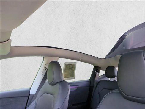 Used 2026 Tesla Model Y 2WD image 16