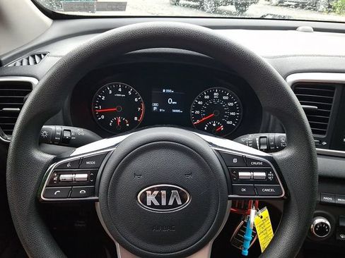 Used 2020 Kia Sportage LX AWD/4WD image 23