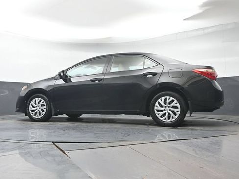 Used 2017 Toyota Corolla LE w/ Carpet Mat Package (TMS) FWD image 25