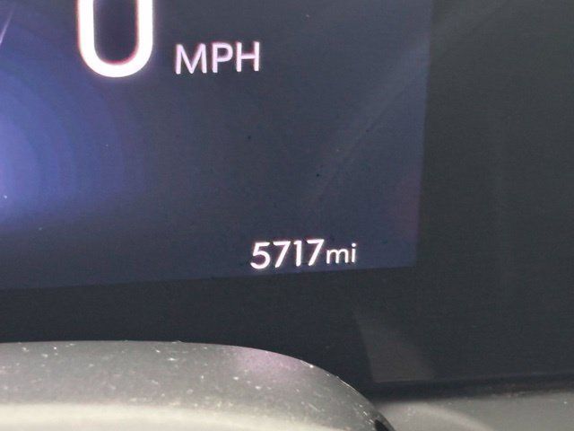 Used 2024 Buick Encore GX Avenir FWD image 25