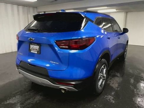 Certified 2024 Chevrolet Blazer LT w/ Convenience Package FWD image 8