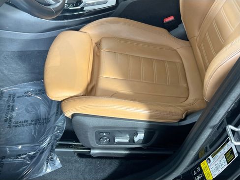 Used 2021 BMW X3 M40i w/ Executive Package image 19