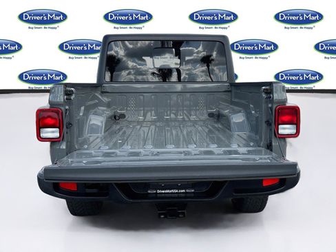 Used 2022 Jeep Gladiator Sport AWD/4WD image 24