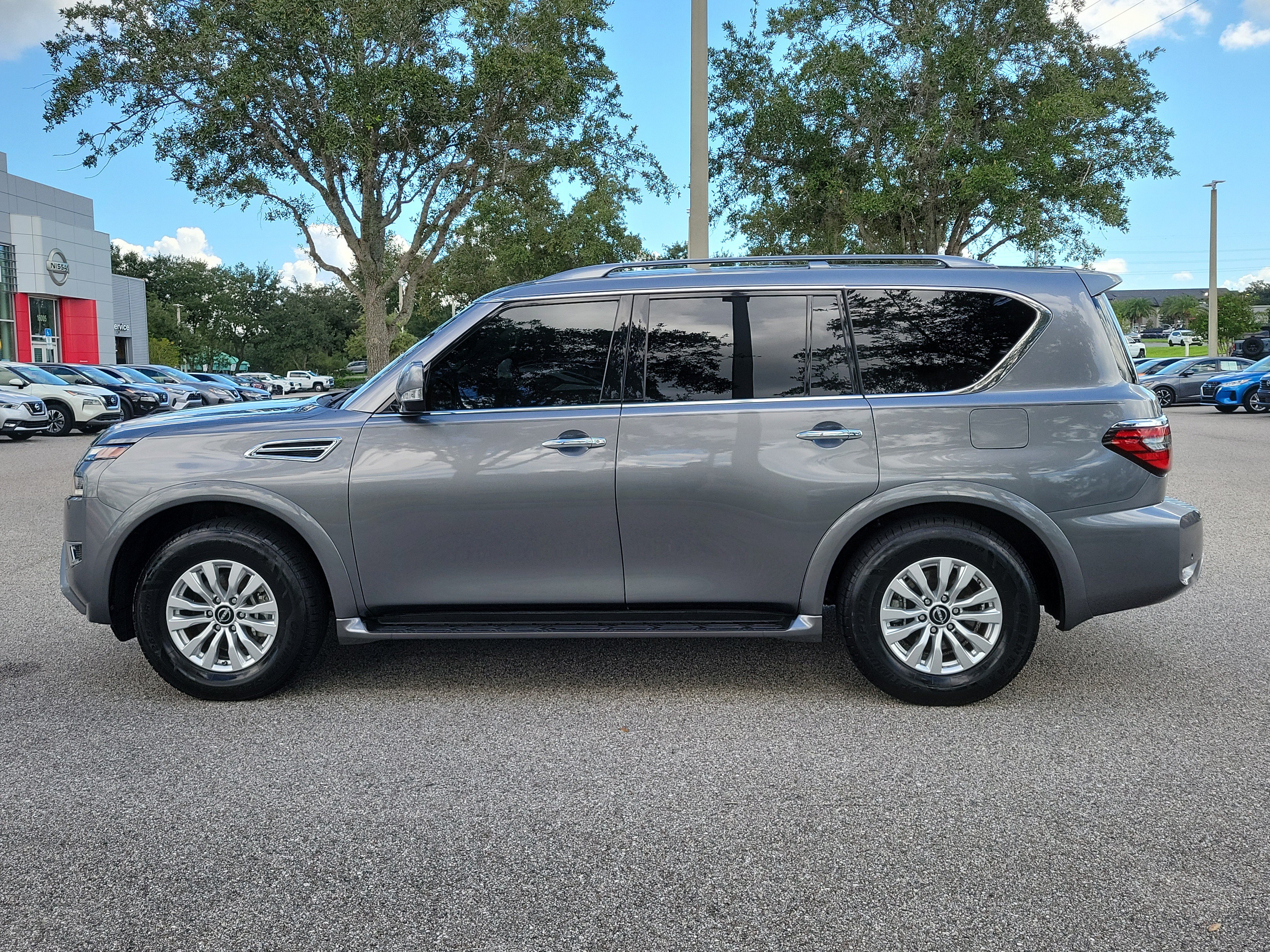 Certified 2023 Nissan Armada SV w/ Cargo Package RWD image 9