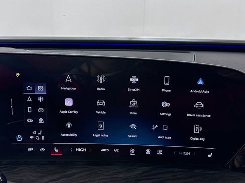 Used 2025 Audi Q5 Premium w/ Convenience Package image 15