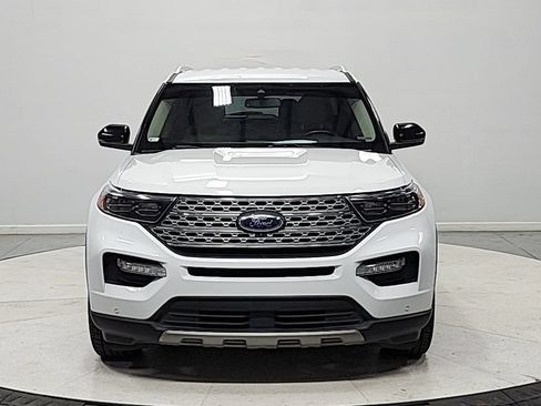 Used 2021 Ford Explorer Limited RWD image 2