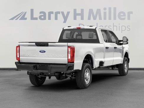 Used 2026 Ford F350 XL w/ STX Appearance Package AWD/4WD image 2