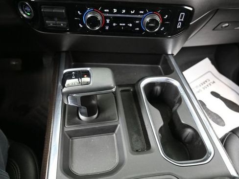 Used 2024 Chevrolet Silverado 1500 LT Trail Boss w/ Convenience Package II AWD/4WD image 11