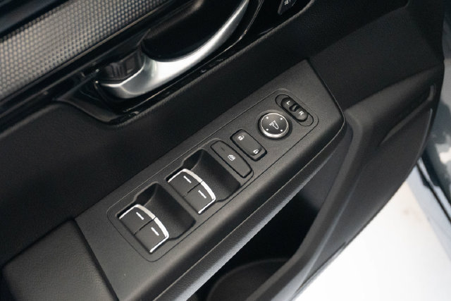 Used 2024 Honda CR-V Sport Touring image 6