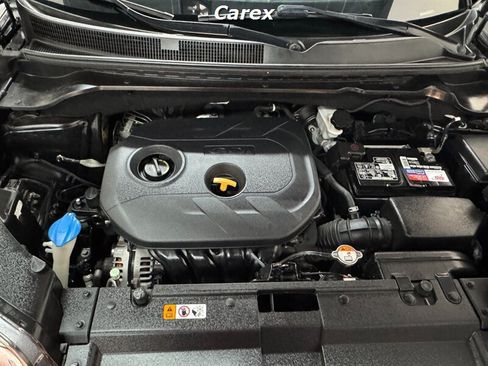 Used 2016 Kia Soul + w/ Primo Package FWD image 38