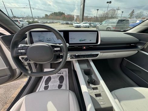 Used 2024 Hyundai Ioniq 6 SEL image 12