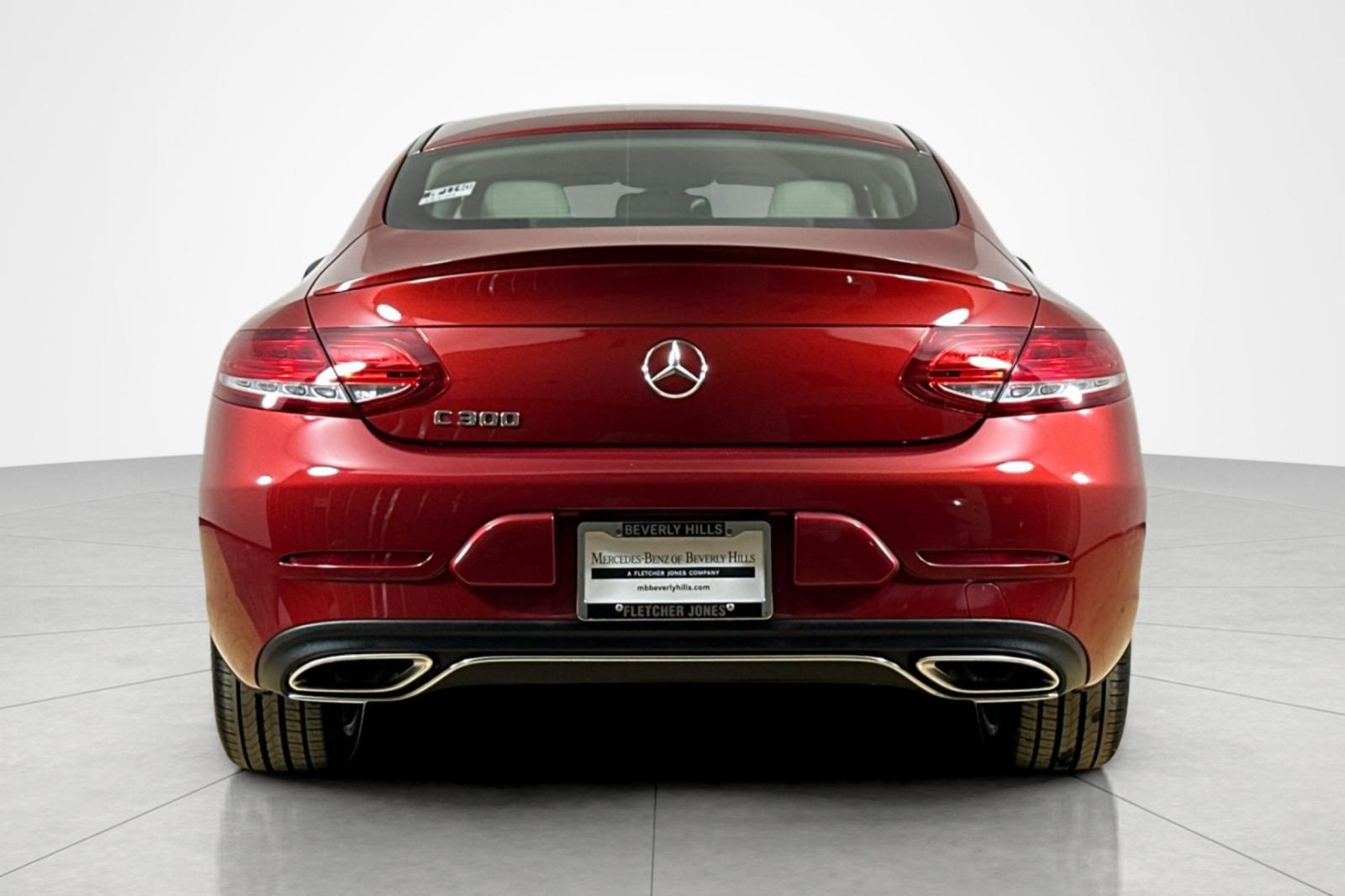 Used 2017 Mercedes-Benz C 300 Coupe image 4