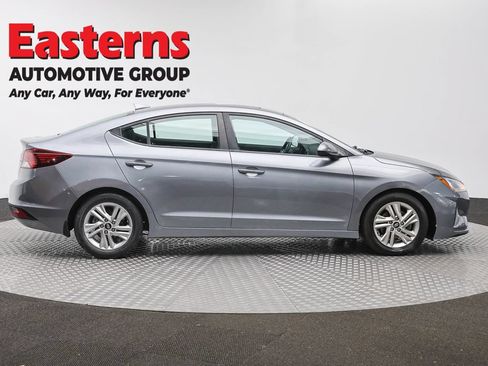 Used 2019 Hyundai Elantra Value Edition w/ Cargo Package FWD image 4