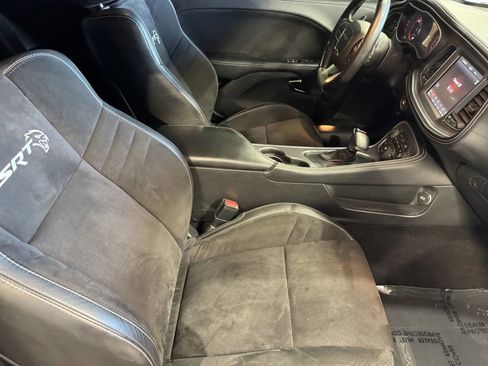 Used 2020 Dodge Challenger SRT Hellcat w/ Plus Package image 6