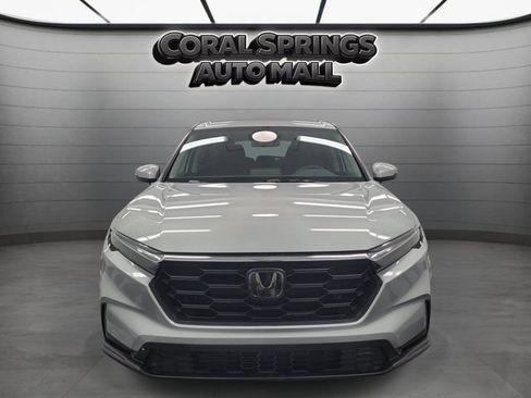 Used 2025 Honda CR-V LX image 2