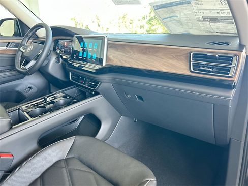 New 2026 Volkswagen Atlas SE image 39