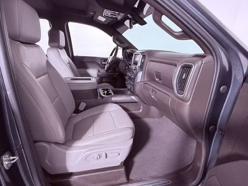 Used 2020 Chevrolet Silverado 1500 LTZ AWD/4WD image 23