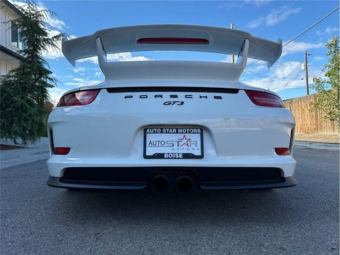 Used 2014 Porsche 911 GT3 w/ Carbon Interior Package RWD image 48