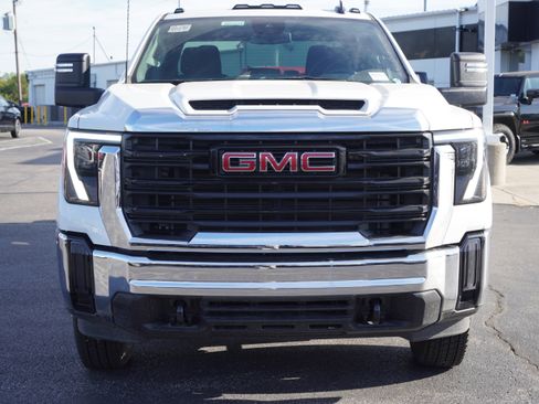 New 2025 GMC Sierra 3500 Pro w/ Convenience Package image 2