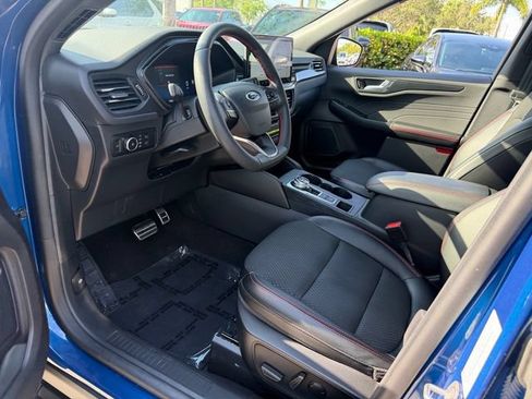 Used 2023 Ford Escape ST-Line Elite AWD/4WD image 13