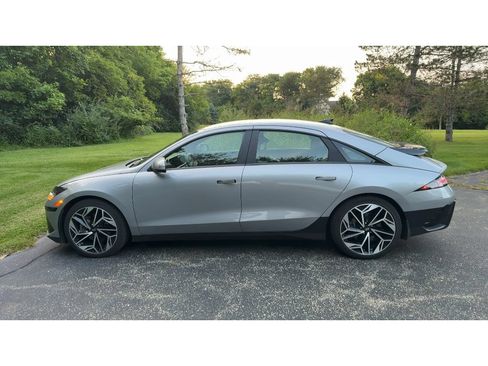 Used 2023 Hyundai Ioniq 6 SEL AWD/4WD image 5